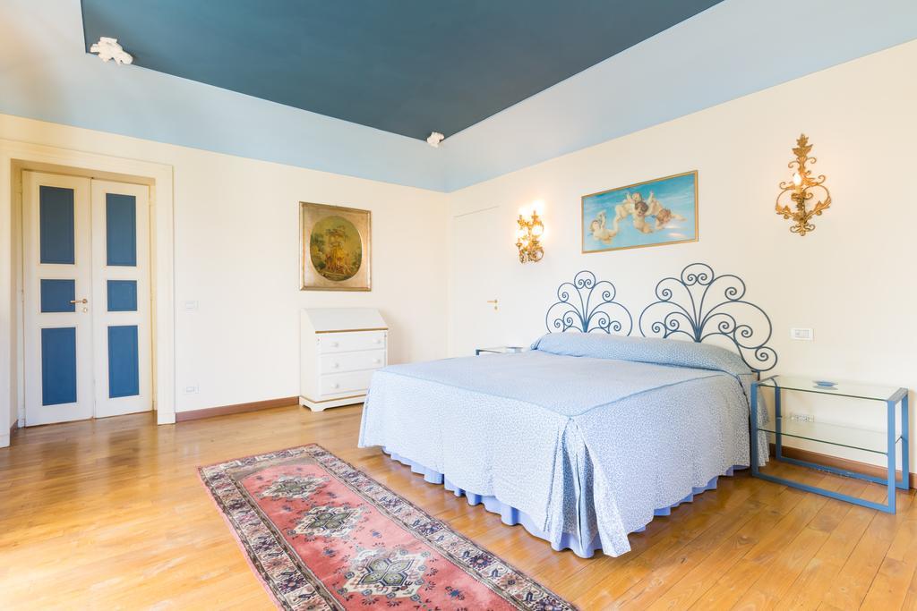 Santa Brigida Panzió Pinerolo Szoba fotó
